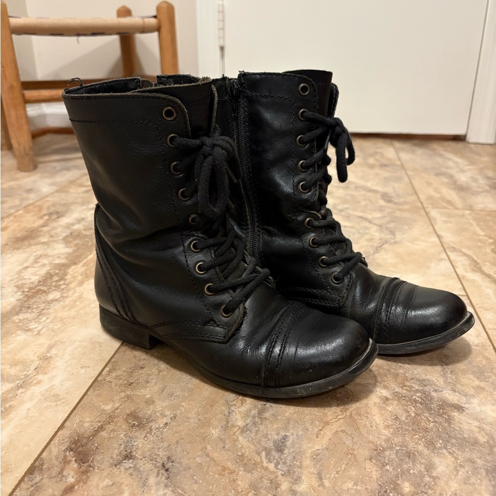 Genuine Leather Steve Madden Troopa Combat Boots